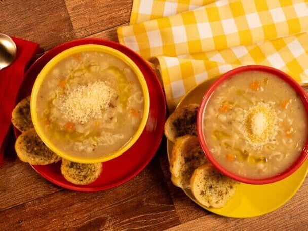 Sopão de Carne com Legumes e Macarrão de Letrinhas