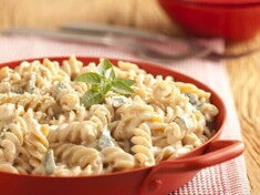 Macarrão Integral ao Molho de Limão, Parmesão e Manjericão